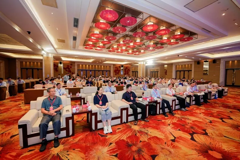 Shandong Çelik Yapı Endüstrisi Birliği Dört Yeni Teknoloji Konferansı ve Sergisi Düzenledi