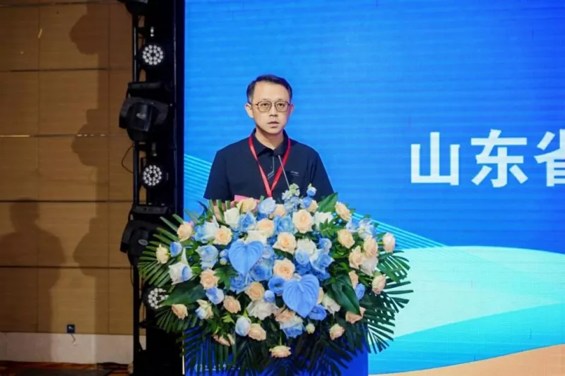 Küresel Kalkınmaya Odaklanma: Shandong Çelik Yapı Endüstrisi Birliği, Endüstriyel Uluslararasılaşma Konusunda Deneyim Alışverişi Konferansını Başarıyla Düzenledi