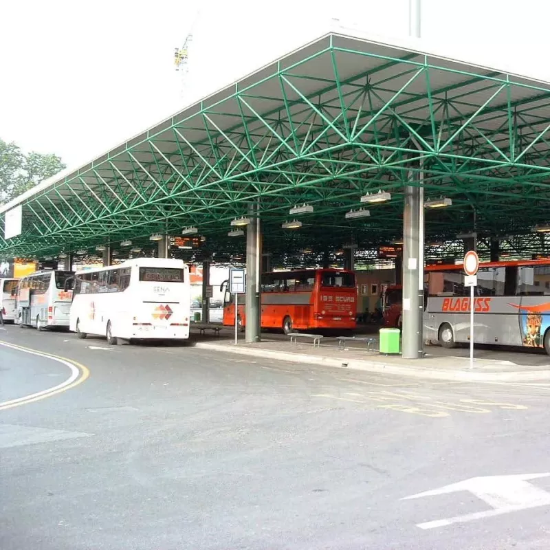 Çelik Yapı Otobüs Deposu
